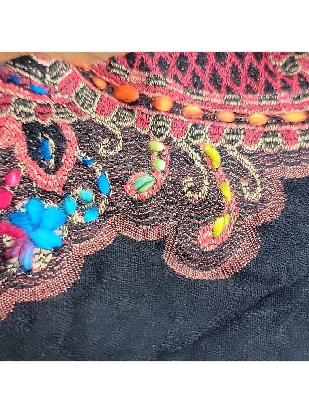Boho Avani del amour Tunic with colorful Embroidered bell sleeves & fringe NWT - Picture 4 of 5